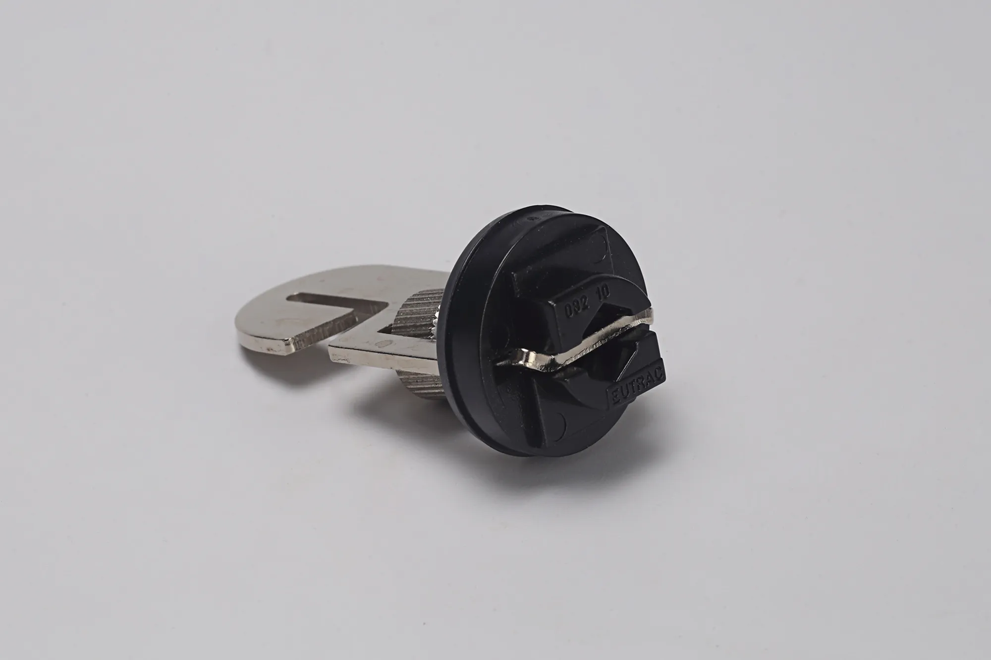 Mechanical Universal Hook Without Cap Max. Load: 10kg 99-067-2  Eutrac Adapters & Components-Black